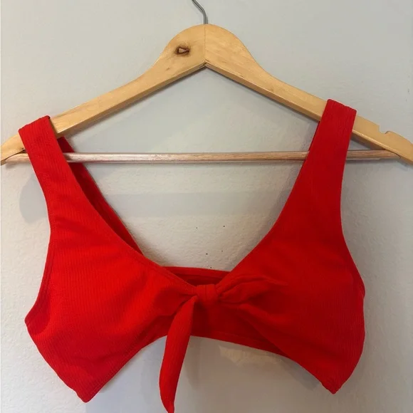 🍒BUNDLE 🍒Red Bikini Set with wrap skirt & Y2K sunglasses - Picture 4 of 7